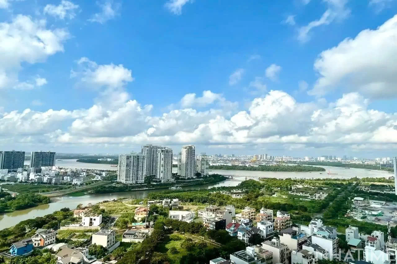 Giá căn hộ vượt mặt đất nền