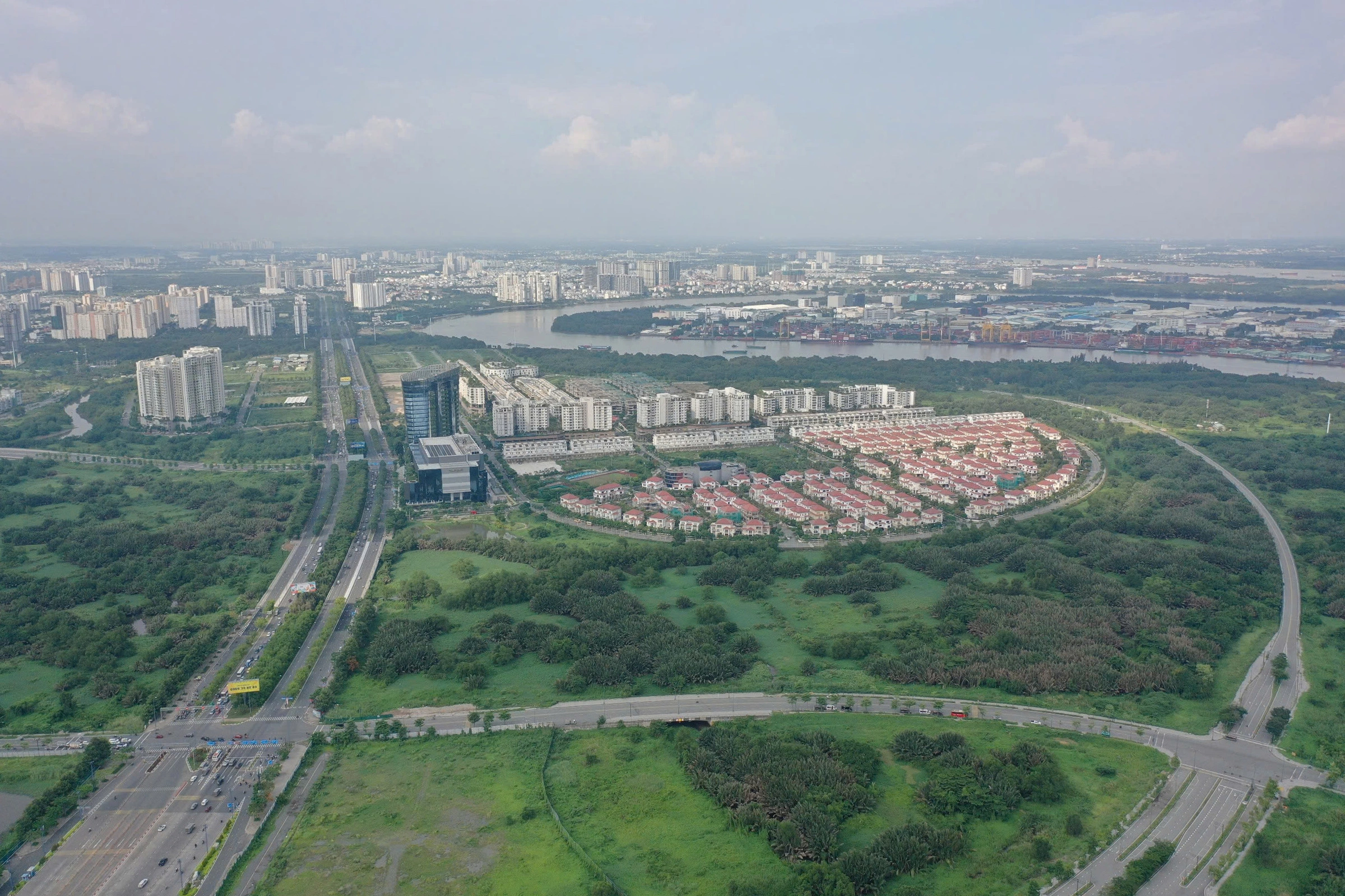 Sau sáp nhập, TP HCM giữ nguyên bảng giá đất đến hết năm 2025