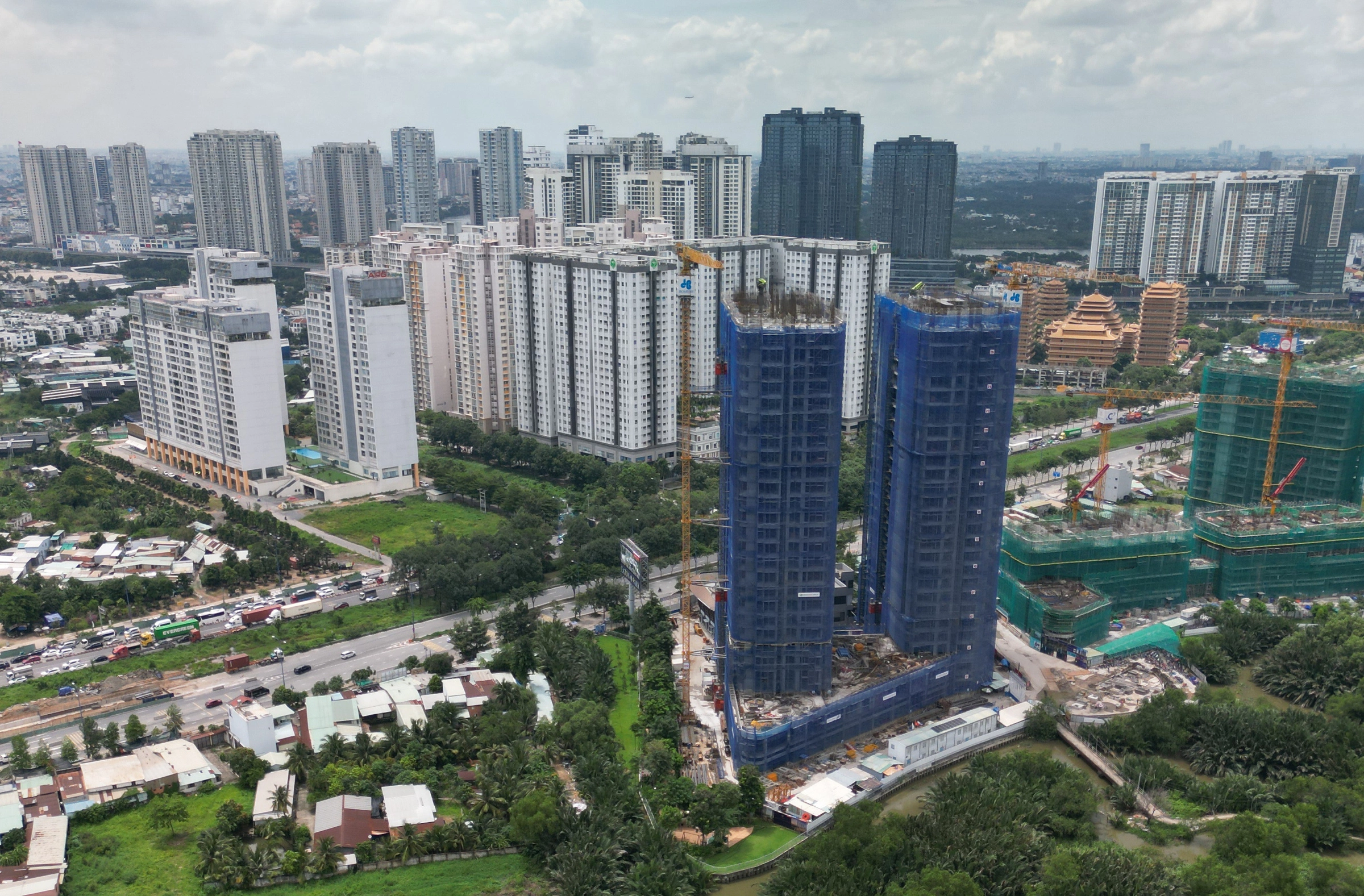 TP HCM nghiên cứu thay bảng giá đất sau sáp nhập