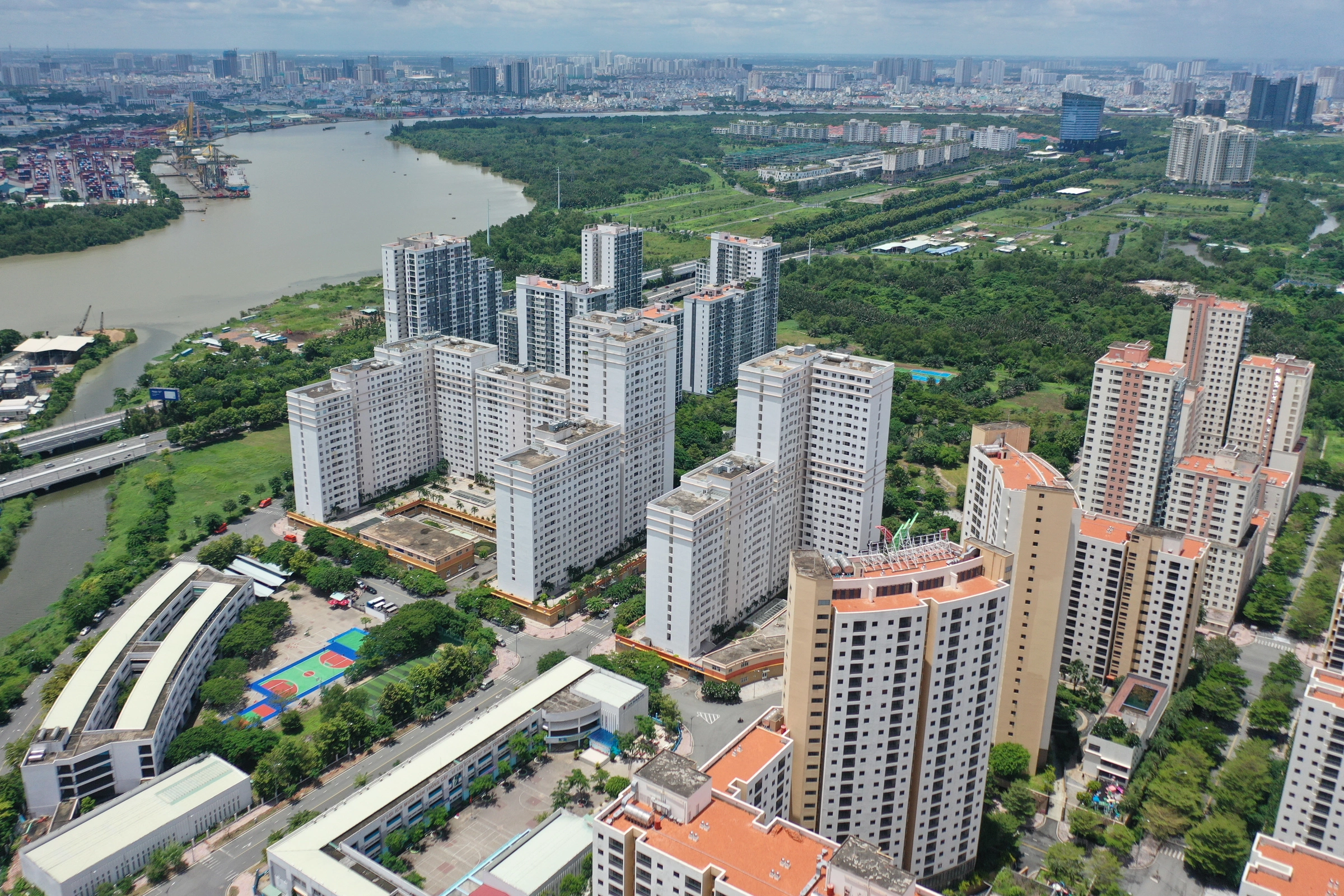 HoREA đề xuất giảm 80% tiền sử dụng đất cho hộ tái định cư