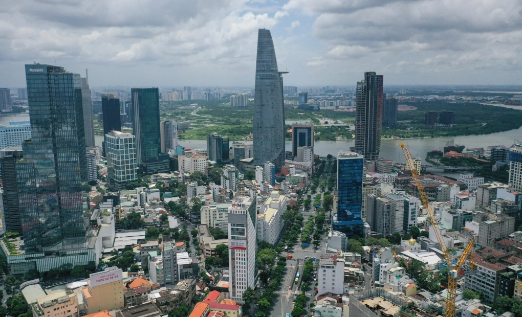 Ngành logistics chiếm nửa diện tích thuê văn phòng TP HCM quý III