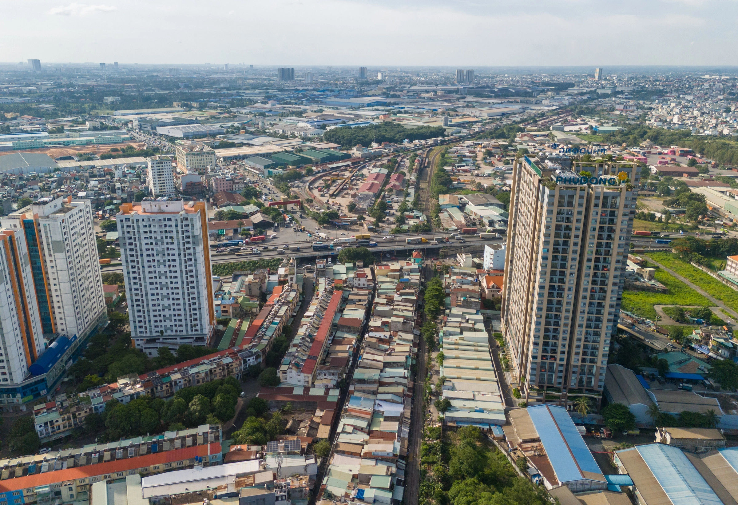 Nhà đất ven TP HCM lập mặt bằng giá mới sau sáp nhập