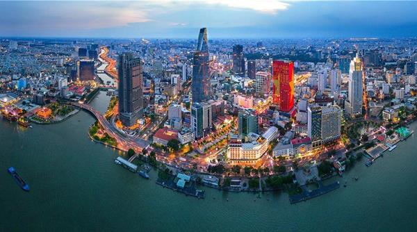 Thị trường bất động sản TP.HCM mới đón cơ hội từ xu hướng giãn dân hậu sáp nhập?