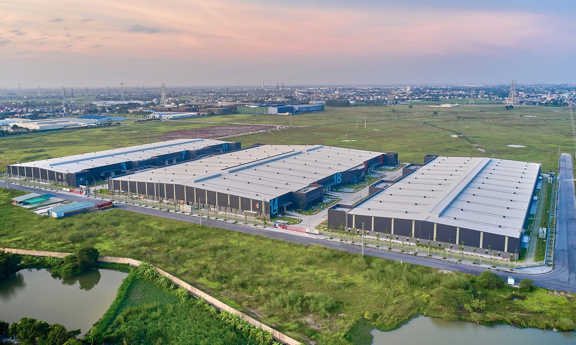 Vốn ngoại đổ vào bất động sản công nghiệp