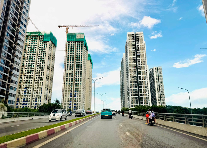 Sức hấp dẫn từ lợi nhuận đã kéo dòng tiền đổ vào BĐS ngày càng mạnh. (Ảnh: MarketTimes).