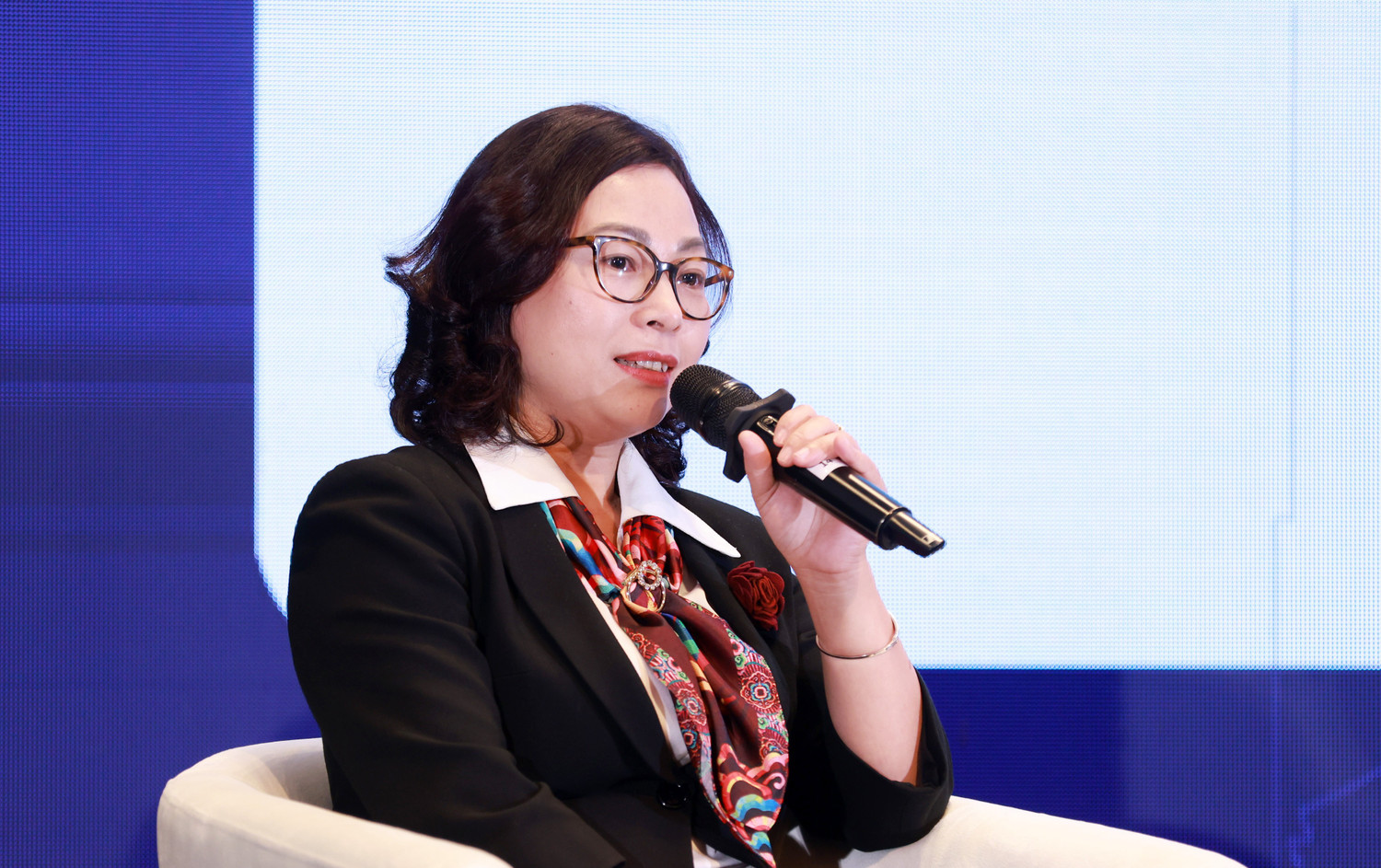 Bà Tống Thị Hạnh - Cục trưởng Cục Quản lý nhà và thị trường Bất động sản - Bộ Xây dựng.