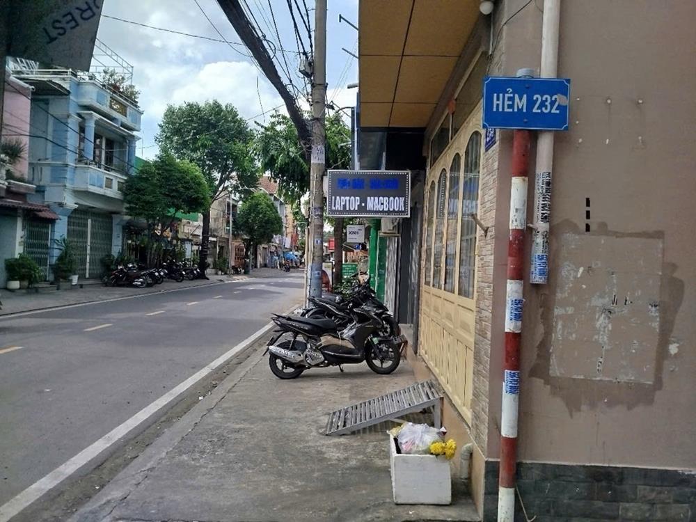 Chỉ 3,3 tỷ nhà 2 tầng giữa trung tâm Linh Đông Thủ Đức có 1-0-2.